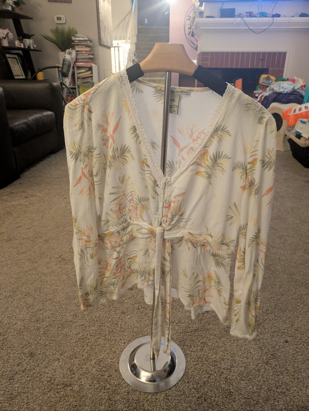 Lightweight White Floral Tie-Front Women's Top